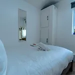 Pet Friendly Totterdown Flat, Parking And Views アパート