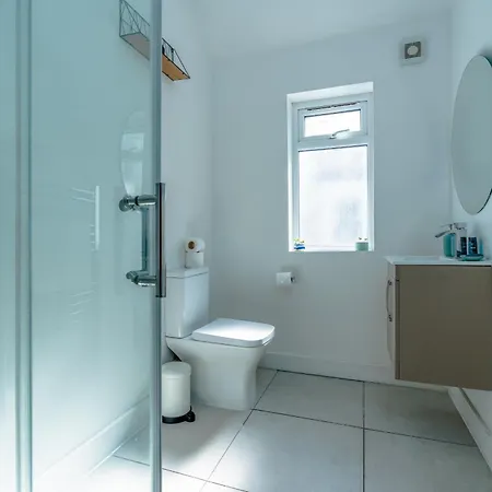 Spacious 3br Unit W/ Free Parking Apartman *