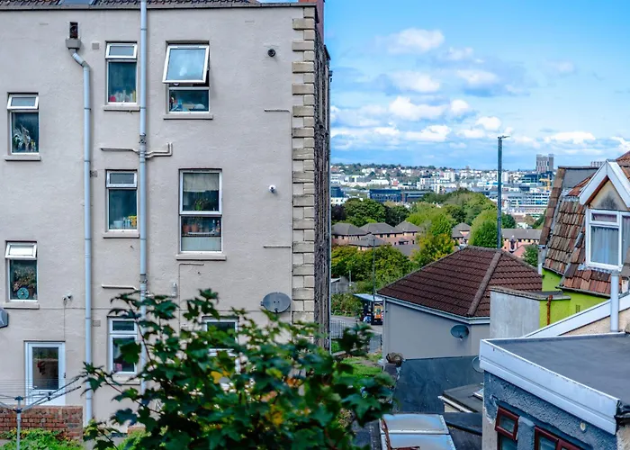 Διαμέρισμα Spacious 3br Unit W/ Free Parking *